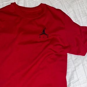 JORDAN SHORT SLEEVE